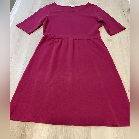 Garnet Hill Knee Length Short Sleeve Dress, Plum, Size 6 - Picture 1 of 11